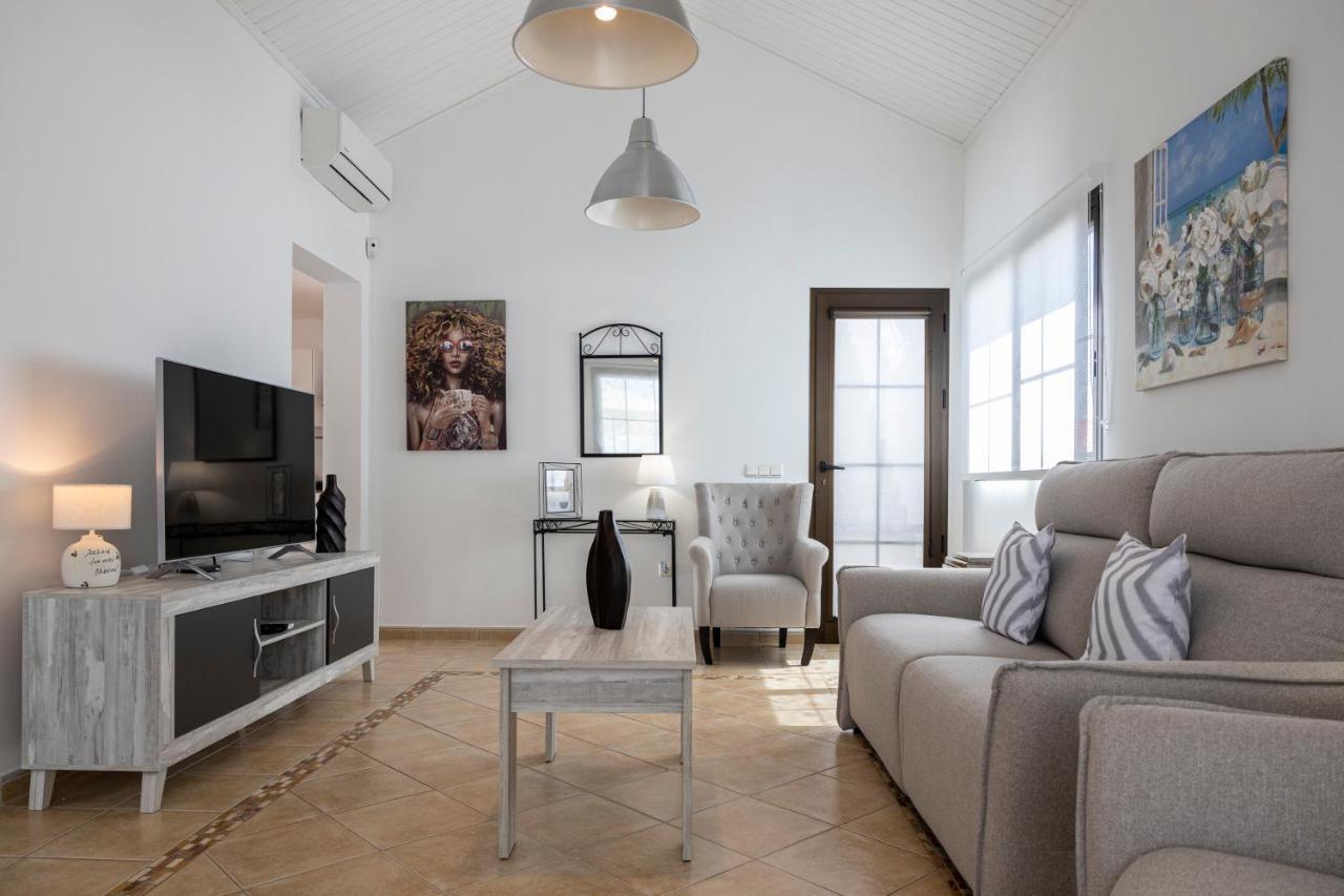Ideal For Family Holidays, Near Beach And Golf- Casa James La Guirra 外观 照片